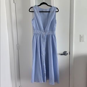 Beach dress with V neck